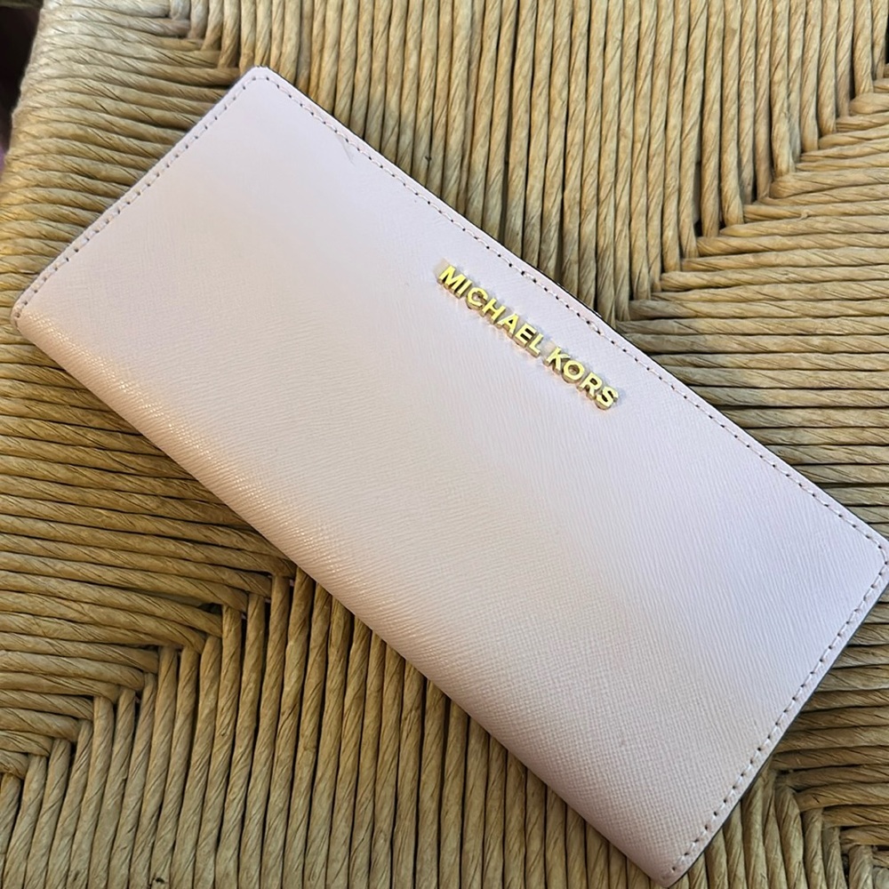 Michael Kors Pink Wallet